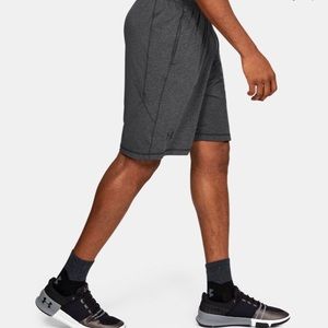 Men’s Under Armour Raid 10” Pocketed Shorts